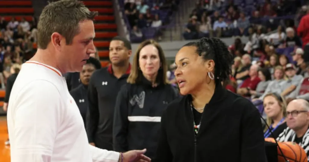 Quick Biography of Dawn Staley