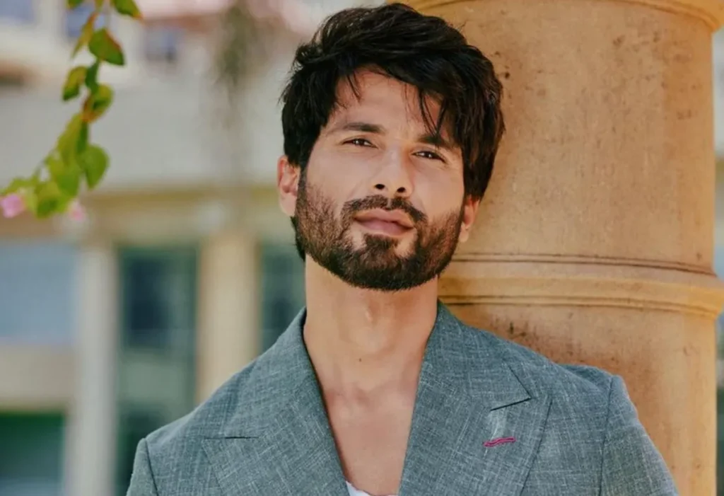 Shahid Kapoor Height Age Weight Net Worth Career And Full Bio 