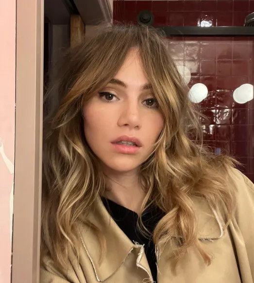Suki Waterhouse Age, Height, Weight, Net Worth, Career, And Full Bio