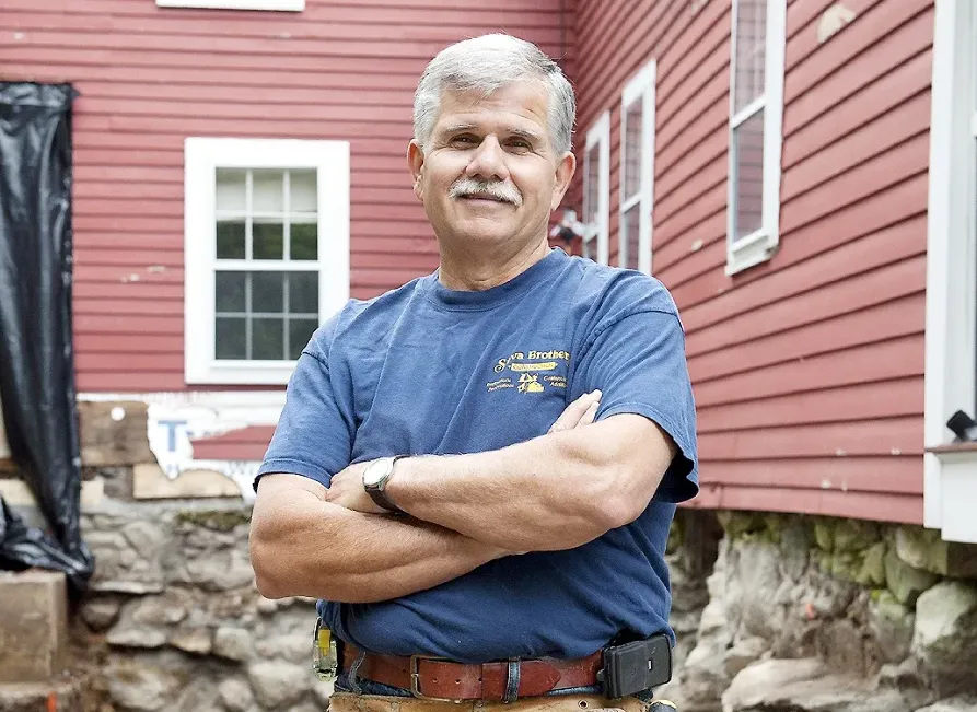 Tom Silva Age, Height, Weight, Net Worth, Career, And Full Bio