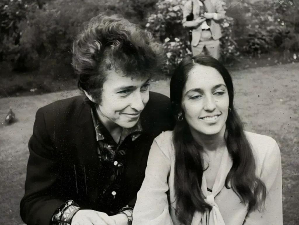 Bob Dylan’s Current Wife Is He Still Close to Sara Dylan